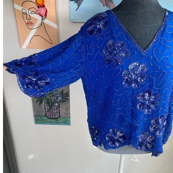 Vtg Blouse Royal Blue- Beads- Flower Accent- Size Medium- Silk Baanis- some wear - Picture 2 of 6